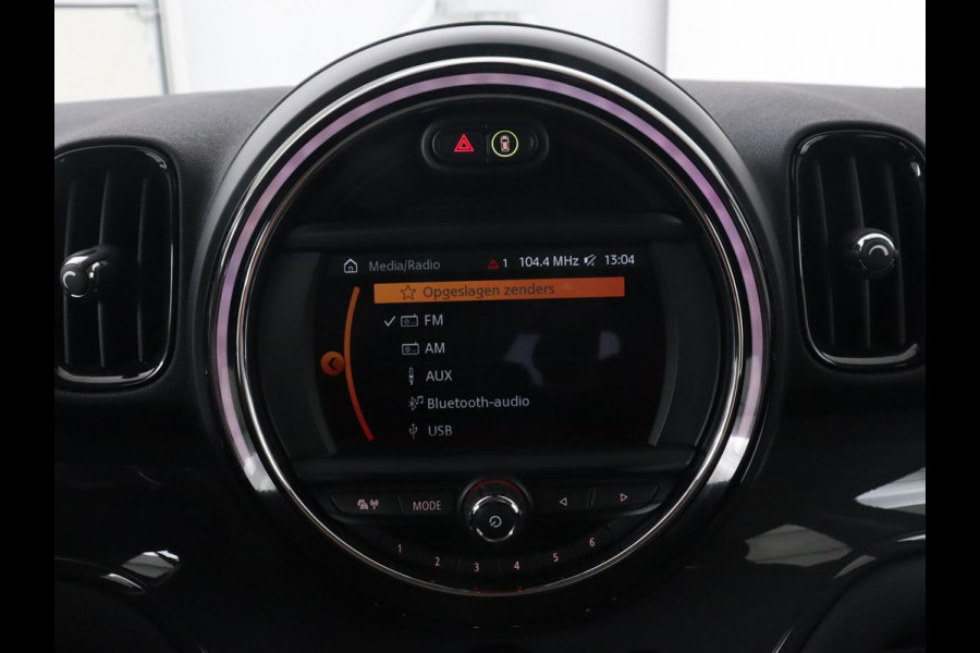 MINI Countryman 1.5 Cooper Chili | Automaat | Full LED | Navigatie | Parkeerhulp | Climate control | 17'' | Bluetooth | Cruise control