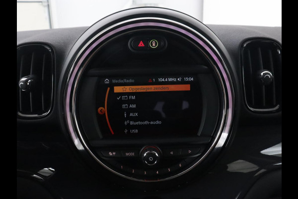 MINI Countryman 1.5 Cooper Chili | Automaat | Full LED | Navigatie | Parkeerhulp | Climate control | 17'' | Bluetooth | Cruise control