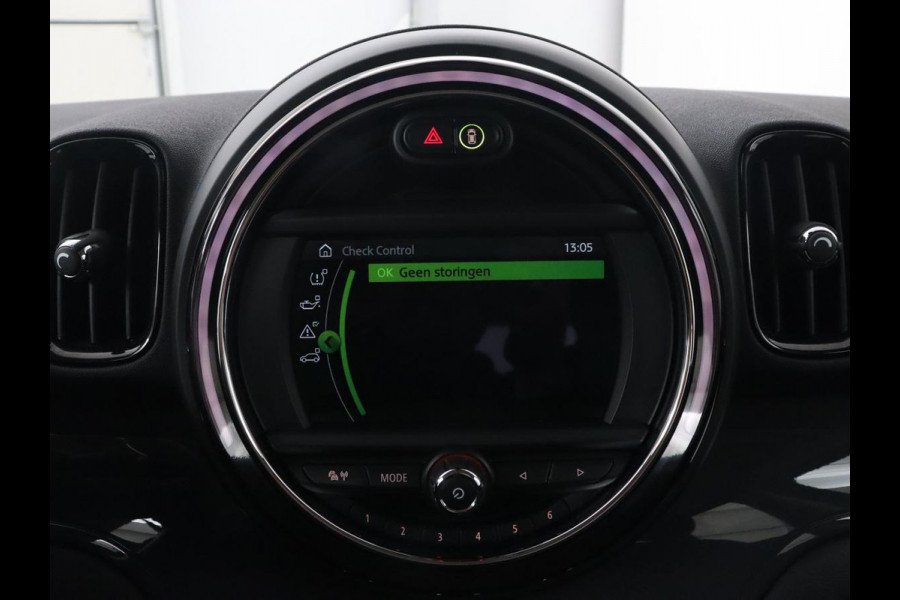 MINI Countryman 1.5 Cooper Chili | Automaat | Full LED | Navigatie | Parkeerhulp | Climate control | 17'' | Bluetooth | Cruise control