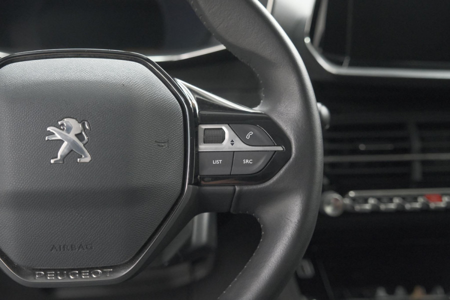 Peugeot 2008 PureTech 130 Allure Pack | Adaptieve Cruise Control | Stoelverwarming | Camera | Apple Carplay