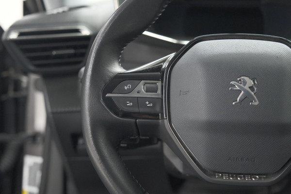 Peugeot 2008 PureTech 130 Allure Pack | Adaptieve Cruise Control | Stoelverwarming | Camera | Apple Carplay