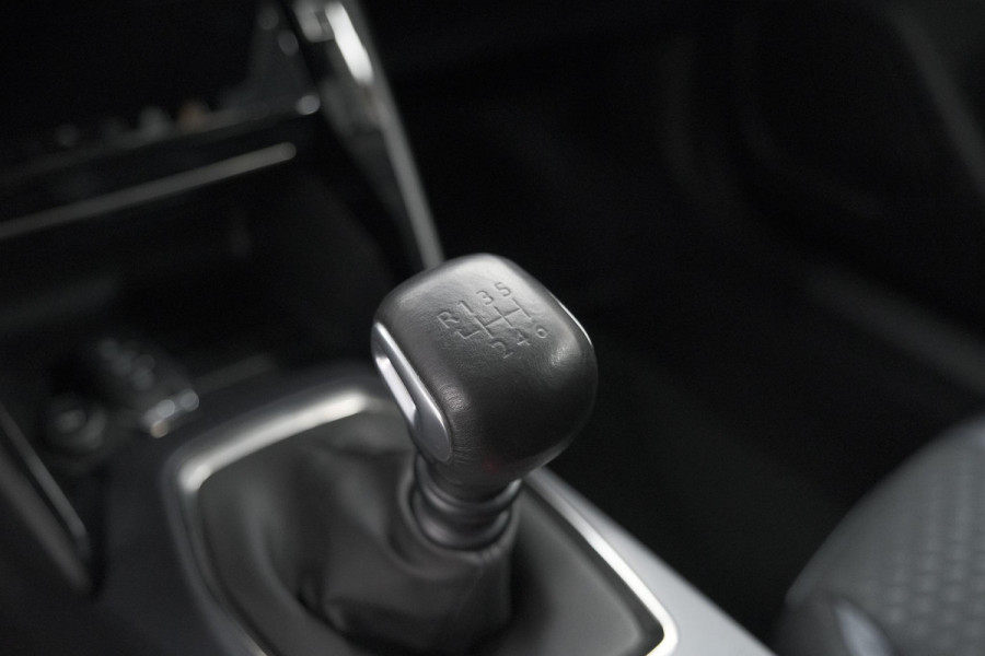 Peugeot 2008 PureTech 130 Allure Pack | Adaptieve Cruise Control | Stoelverwarming | Camera | Apple Carplay