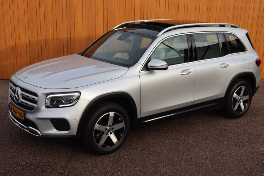 Mercedes-Benz Glb 200 Bus.Sol. Luxury org.NL el.trekhaak schuifdak leer+vw camera parkeerhulp