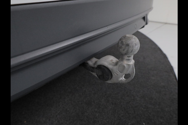 Volkswagen Tiguan 1.4 TSI eHybrid Life Active 245 pk Automaat (DSG) | Navigatie via App | Panoramadak | Trekhaak (wergklapbaar) Parkeersensoren | Stoelverwarming v/a |