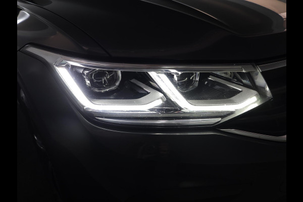 Volkswagen Tiguan 1.4 TSI eHybrid Life Active 245 pk Automaat (DSG) | Navigatie via App | Panoramadak | Trekhaak (wergklapbaar) Parkeersensoren | Stoelverwarming v/a |