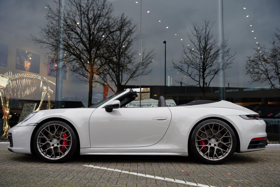 Porsche 911 992 Cabriolet 3.0 Carrera 4 S GERESERVEERD