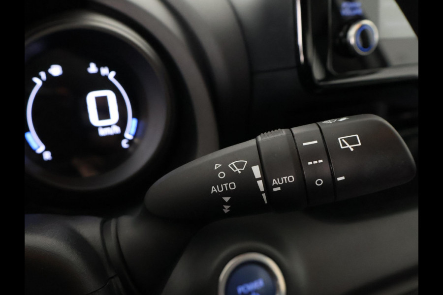 Toyota Yaris 1.5 Hybrid Dynamic | Dealer onderhouden | | Apple Carplay & AndroidAUTO | Camera | Adapt.Cruise Control