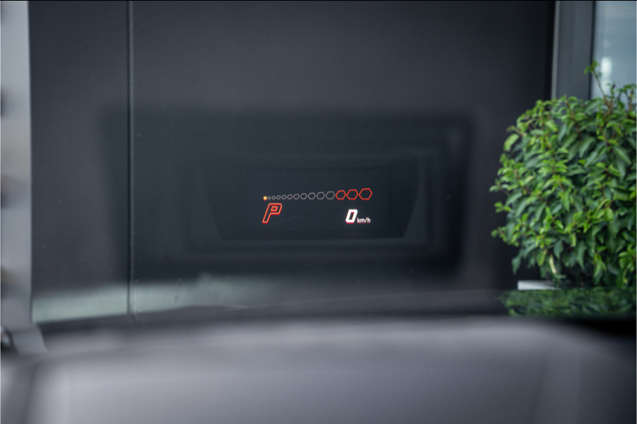 Lamborghini Urus 4.0 V8 - 5-zits l Akrapovic l Panorama l B&O | Dealer O.H.