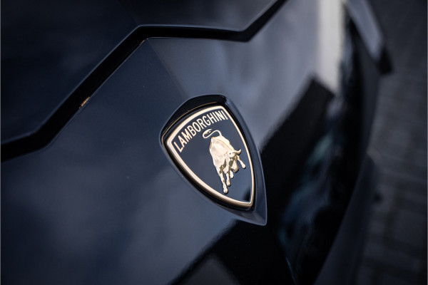 Lamborghini Urus 4.0 V8 - 5-zits l Akrapovic l Panorama l B&O | Dealer O.H.