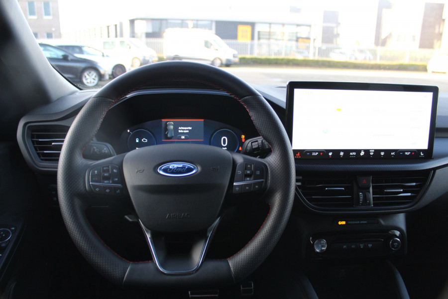 Ford Kuga 2.5-243pk PHEV ST-Line X. Van €. 54.937,- voor €. 43.735,- ! Trekgewicht van 2.100kg ! Elektr. verstelb. AGR stoelen voor, Stoel-, stuur-, voorraam- en achterbank verwarming, Elektr. panorama/schuif-kanteldak , Trekhaak elektr. wegklapbaar, B&O soundsyst. etc.