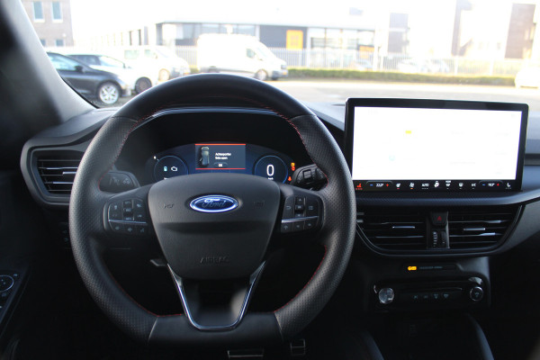 Ford Kuga 2.5-243pk PHEV ST-Line X. Van €. 54.937,- voor €. 43.735,- ! Trekgewicht van 2.100kg ! Elektr. verstelb. AGR stoelen voor, Stoel-, stuur-, voorraam- en achterbank verwarming, Elektr. panorama/schuif-kanteldak , Trekhaak elektr. wegklapbaar, B&O soundsyst. etc.