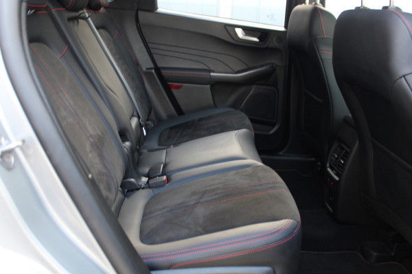 Ford Kuga 2.5-243pk PHEV ST-Line X. Van €. 54.937,- voor €. 43.735,- ! Trekgewicht van 2.100kg ! Elektr. verstelb. AGR stoelen voor, Stoel-, stuur-, voorraam- en achterbank verwarming, Elektr. panorama/schuif-kanteldak , Trekhaak elektr. wegklapbaar, B&O soundsyst. etc.