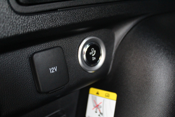 Ford Kuga 2.5-243pk PHEV ST-Line X. Van €. 54.937,- voor €. 43.735,- ! Trekgewicht van 2.100kg ! Elektr. verstelb. AGR stoelen voor, Stoel-, stuur-, voorraam- en achterbank verwarming, Elektr. panorama/schuif-kanteldak , Trekhaak elektr. wegklapbaar, B&O soundsyst. etc.