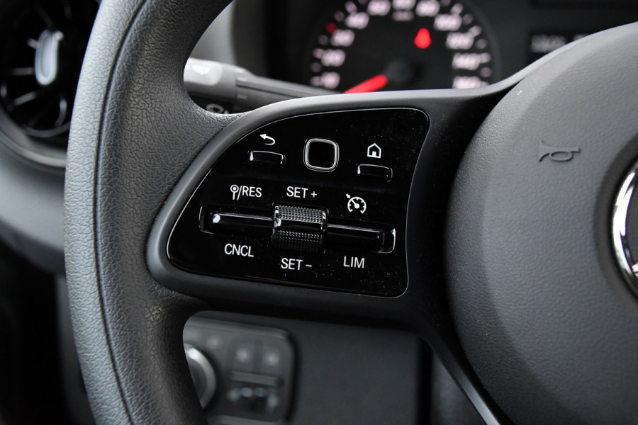 Mercedes-Benz Sprinter 317 1.9 CDI L2H2 RWD AMG Edition Camera, Cruise, Carplay, 170pk, Mistlampen, Multimedia, Automaat, Uniek!