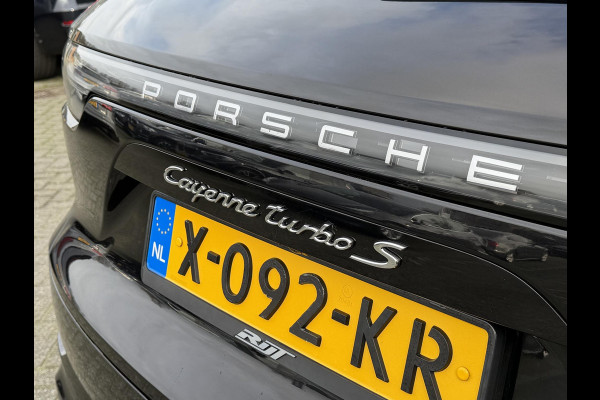 Porsche Cayenne 4.0 Turbo S E-Hybrid 680 PK | Keramische Remmen | Panoramadak | Head-Up Display | 360* Camera | Carbon | Elektrische Trekhaak |
