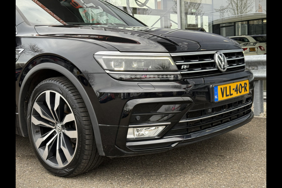 Volkswagen Tiguan 2.0 TDI 4Motion R-line | Grijs kent. | Pano | Virutal | ACC | Trekhaak