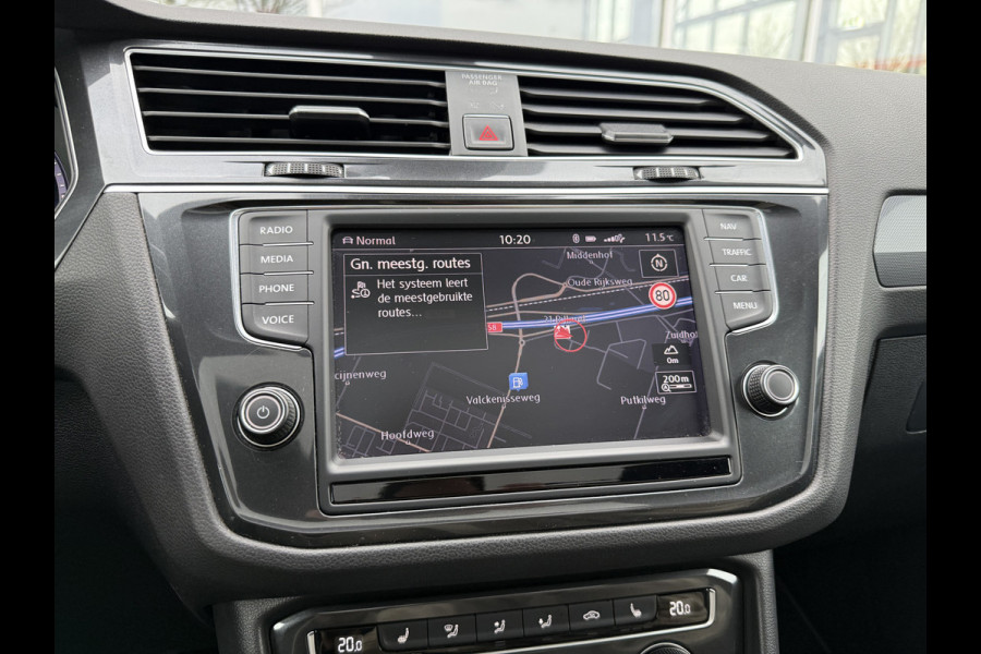 Volkswagen Tiguan 2.0 TDI 4Motion R-line | Grijs kent. | Pano | Virutal | ACC | Trekhaak