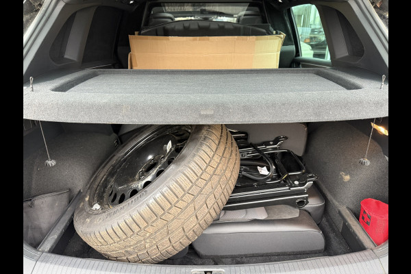 Volkswagen Tiguan 2.0 TDI 4Motion R-line | Grijs kent. | Pano | Virutal | ACC | Trekhaak