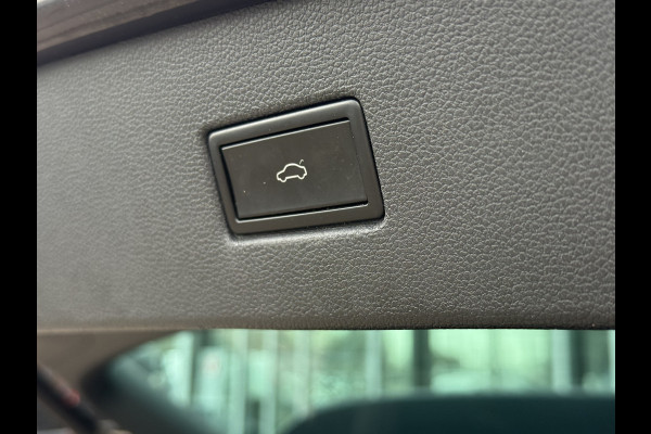 Volkswagen Tiguan 2.0 TDI 4Motion R-line | Grijs kent. | Pano | Virutal | ACC | Trekhaak