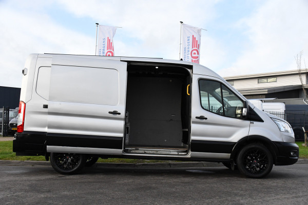 Ford Transit 350 2.0 TDCI L3H2 Raptor Edition Camera, Cruise, Carplay, 170pk, Trekhaak, Multimedia, Sensoren, Uniek!