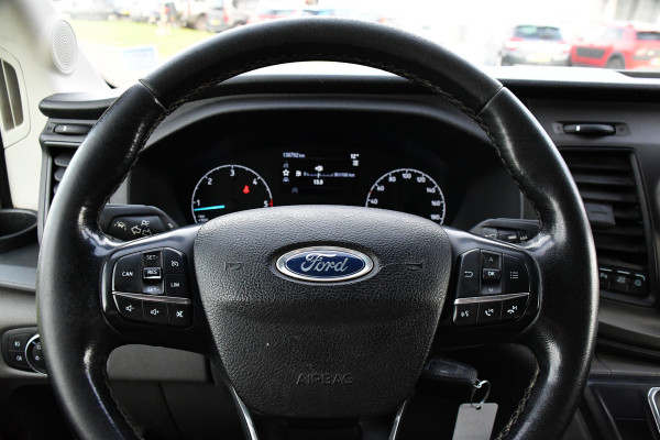 Ford Transit 350 2.0 TDCI L3H2 Raptor Edition Camera, Cruise, Carplay, 170pk, Trekhaak, Multimedia, Sensoren, Uniek!