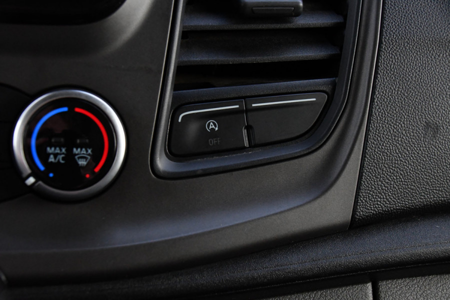 Ford Transit 350 2.0 TDCI L3H2 Raptor Edition Camera, Cruise, Carplay, 170pk, Trekhaak, Multimedia, Sensoren, Uniek!