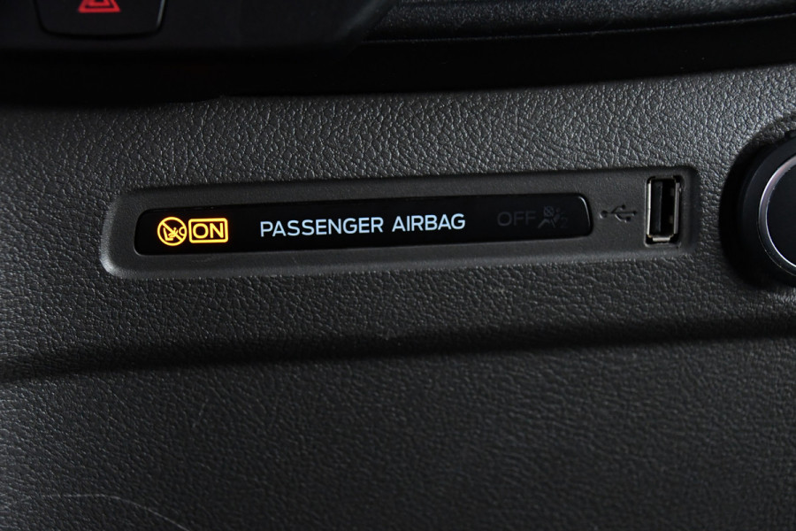 Ford Transit 350 2.0 TDCI L3H2 Raptor Edition Camera, Cruise, Carplay, 170pk, Trekhaak, Multimedia, Sensoren, Uniek!