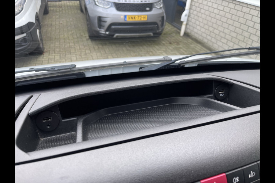 Iveco Daily 35S14V 2.3 410 L4H2 Himatic automaat / vaste prijs rijklaar € 23.950 ex btw / lease vanaf € 391 / euro 6 / laadruimte 470 cm lang / trekhaak 3500 kg !