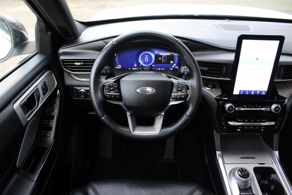 Ford Explorer 3.0 V6 EcoBoost PHEV Platinum | Trekhaak | Stoelverwarming + Koeling | 360 Camera | Adaptive Cruise Control | Climate Control | Navigatie |