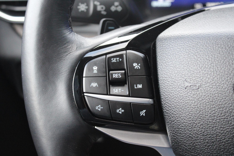 Ford Explorer 3.0 V6 EcoBoost PHEV Platinum | Trekhaak | Stoelverwarming + Koeling | 360 Camera | Adaptive Cruise Control | Climate Control | Navigatie |