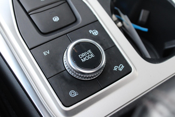 Ford Explorer 3.0 V6 EcoBoost PHEV Platinum | Trekhaak | Stoelverwarming + Koeling | 360 Camera | Adaptive Cruise Control | Climate Control | Navigatie |