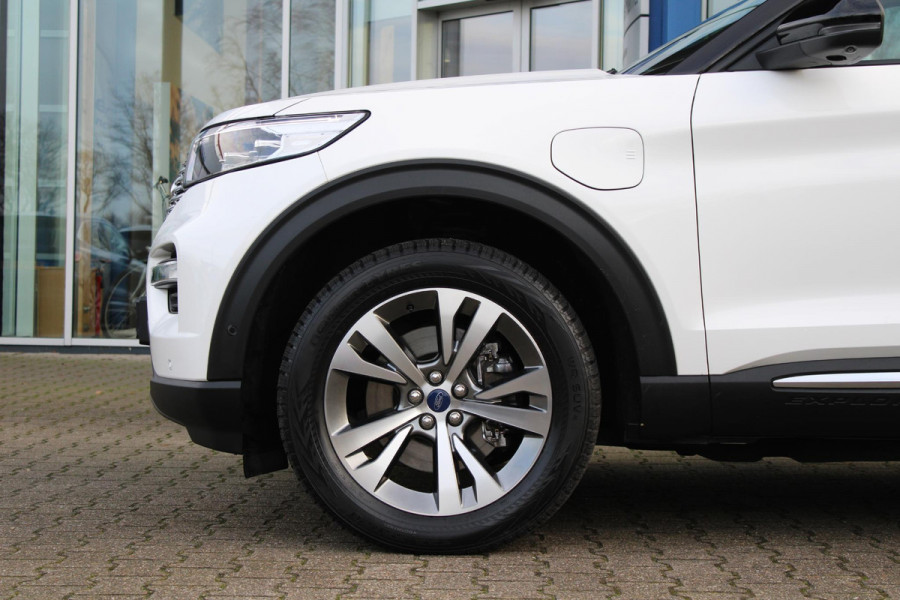 Ford Explorer 3.0 V6 EcoBoost PHEV Platinum | Trekhaak | Stoelverwarming + Koeling | 360 Camera | Adaptive Cruise Control | Climate Control | Navigatie |