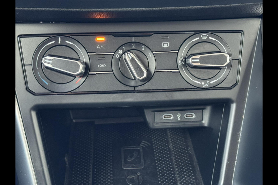 Volkswagen Polo 1.0 TSI Life Automaat Airco Adaptive cruise Full LED Navi Apple / Android Bleutooth Parkeersensoren voor / achter