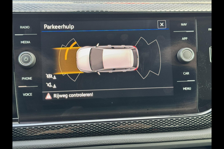 Volkswagen Polo 1.0 TSI Life Automaat Airco Adaptive cruise Full LED Navi Apple / Android Bleutooth Parkeersensoren voor / achter