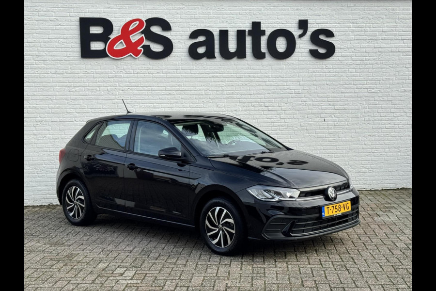 Volkswagen Polo 1.0 TSI Life Automaat Airco Adaptive cruise Full LED Navi Apple / Android Bleutooth Parkeersensoren voor / achter
