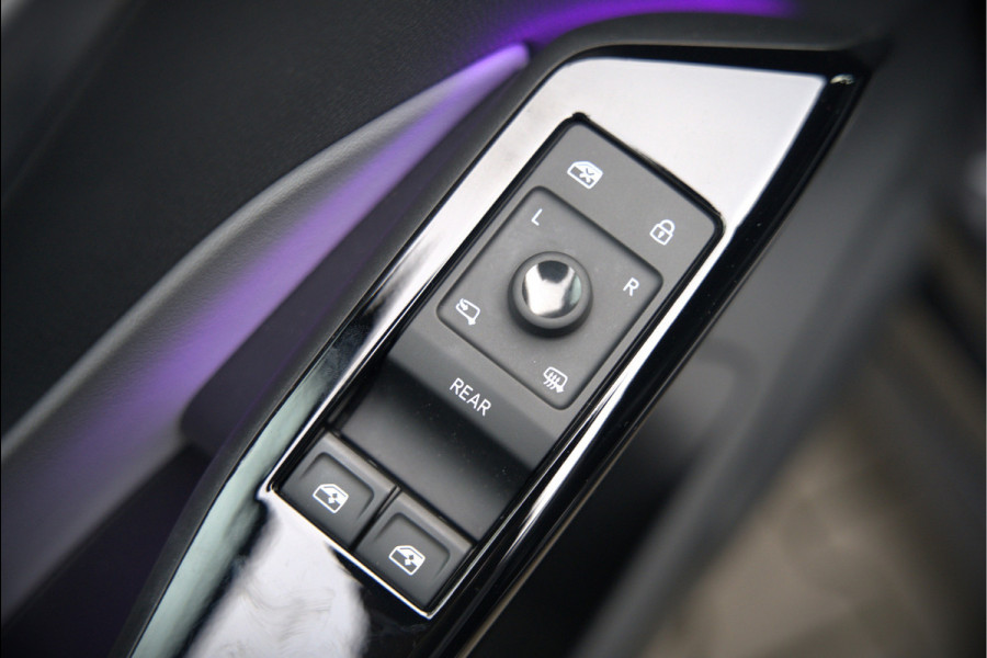 Volkswagen ID.3 First Plus 58 kWh | Stoelverwarming | Trekhaak | Camera | Adaptive Cruise Control | Navigatie | Standkachel | Keyless | Parkeersensoren | LED | Apple Carplay | BTW |