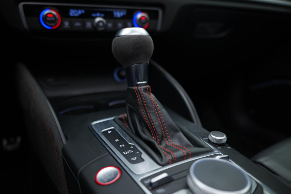 Audi RS3 Sportback 2.5 TFSI quattro |Pano|B&O|Org.NL|Virtual|Adaptive|Keyless|