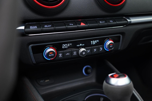 Audi RS3 Sportback 2.5 TFSI quattro |Pano|B&O|Org.NL|Virtual|Adaptive|Keyless|