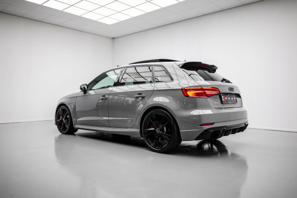 Audi RS3 Sportback 2.5 TFSI quattro |Pano|B&O|Org.NL|Virtual|Adaptive|Keyless|