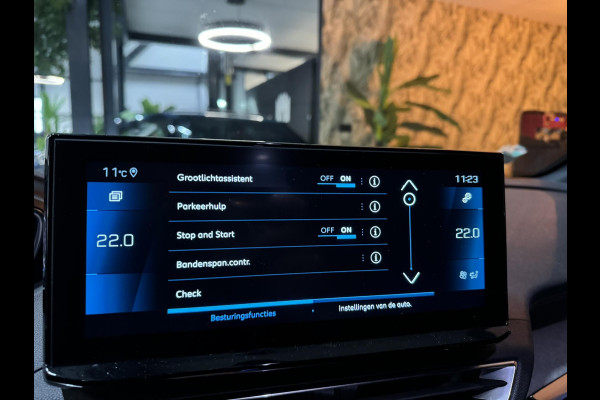 Peugeot 5008 1.2 PureTech GT 7P. Garantie Carplay Memory Massage Sfeer StoelVW Camera Leder ACC Clima Navi Led Dab PDC Rijklaar