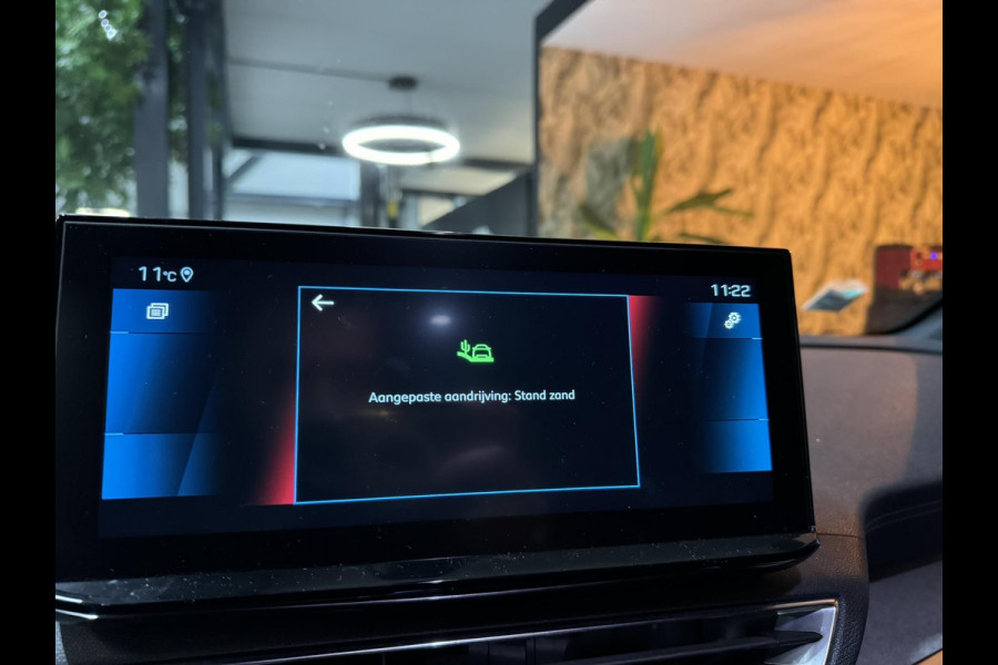 Peugeot 5008 1.2 PureTech GT 7P. Garantie Carplay Memory Massage Sfeer StoelVW Camera Leder ACC Clima Navi Led Dab PDC Rijklaar