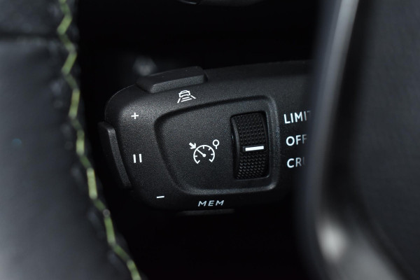 Peugeot 208 1.2 Hybrid 145PK e-DCS6 Aut. GT | Navi | 360 Camera | Led | Alcantara | Incl. garantie