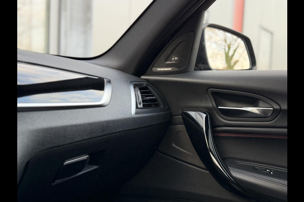 BMW 1-serie 118i Edition Sport Line Shadow High Ex. |Schuif/kanteldak|Harman Kardon|Leer|Memory|Carplay|Cam