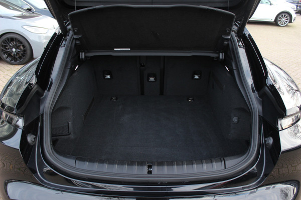 Porsche Taycan Cross Turismo 4 93 kWh / SoH 94.4% / Panoramadak / Camera / Leder / Sportchrono / 20'' / Luchtvering / Dodehoek / Sportstoelen / Stuurverwarming / Stoelverwarming / Bose / Cruise Control