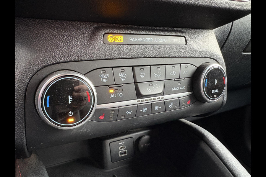 Ford Kuga 2.5 PHEV ST-Line 225pk | Driver Assistance Pack | Winterpack | Privacy Glass | All Weather Banden