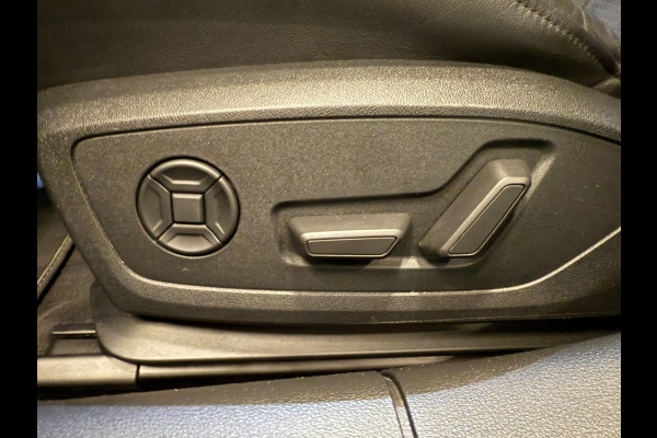 Audi A6 Avant 55 TFSI e-quattro 3X S-LINE BLACK-LINE PANO/B&O/SFEERVERL/M-STOELEN/NAVI/DAB/CARPLAY///