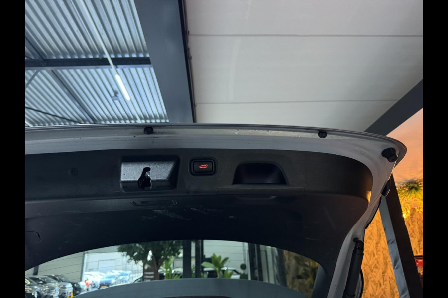 Kia Ceed Sportswagon 1.4 T-GDi DynamicLine Garantie Trekhaak Camera Carplay Elek Achterklep Cruise Navi Clima Led Dab Rijklaar