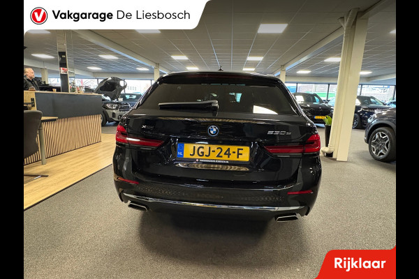 BMW 5 Serie Touring 530e xDrive High Executive / leer / pano / navi / trekhaak / Apple carplay