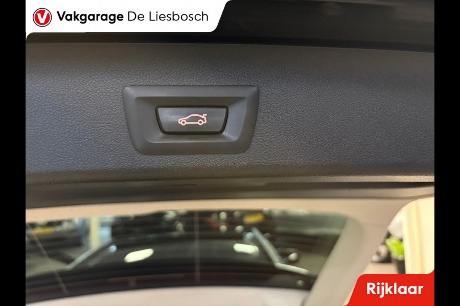 BMW 5 Serie Touring 530e xDrive High Executive / leer / pano / navi / trekhaak / Apple carplay