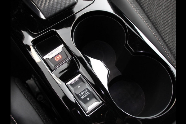 Peugeot 2008 1.2 Hybrid 136 pk Automaat Allure | Navigatie | Apple Carplay/Android Auto | Climate Control | Dab | Led | Parkeer sensoren | Cruise Control | Stoelverwarming